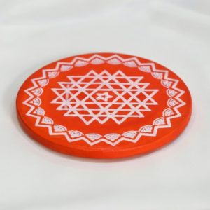 Wooden Red Round Ishwarya Lakshmi Kolam Manai